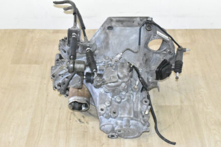 1997-2001 Honda Prelude Manual 5 Speed Transmission 2.2L JDM H22A No Vtec