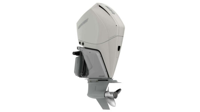 Mercury 300XXL Verado FourStroke Warm Fusion Mercury 300XXL Verado FourStroke Warm Fusion