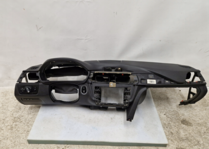 Original BMW F3x / F8x – Dashboard (HUD & Harman Kardon Compatible) - BMW OEM Parts
