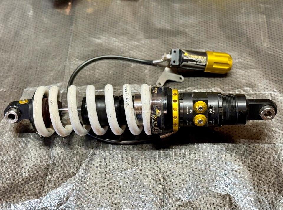 Touratech Suspension Rear Shock for BMW F800GS (2013–2018) / Adventure - BMW OEM Parts Touratech Suspension Rear Shock for BMW F800GS (2013–2018) / Adventure - BMW OEM Parts